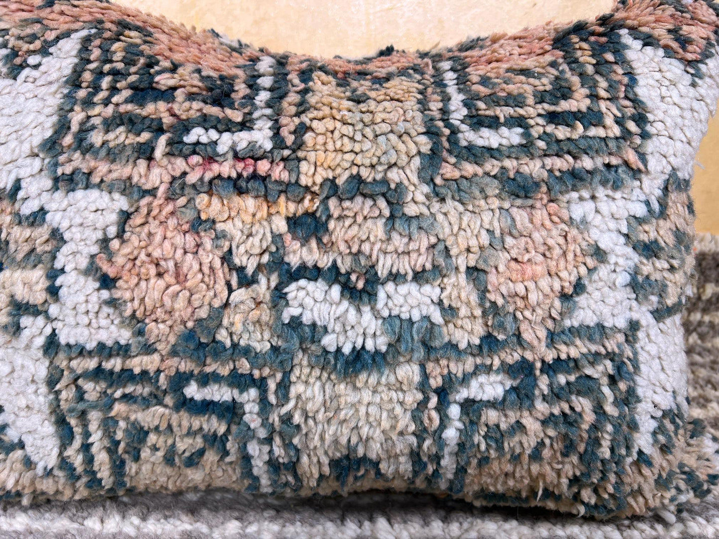 Berber Pillow, Vintage Moroccan Rug Pillow Cover, Berber Vintage Wool Cushion Covers, Boujaad Pillow, Berber Cushion