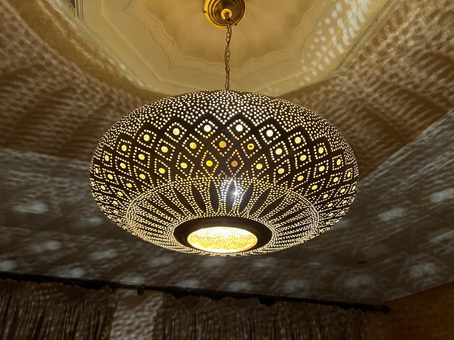 pendant light, chandelier lighting, bedroom lighting, moroccan lighting, pendant lights, ceiling lamp, ceiling light, moroccan lamp, moroccan pendant, light fixture, moroccan lights, deckenlampe, morocco lampshade